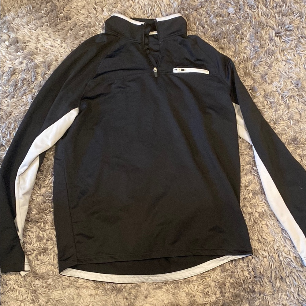 Men’s large Gila Black and White Quarter-Zip Pullover